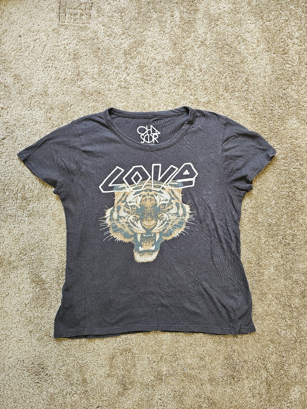 Chaser Charcoal 'LOVE' Tiger Graphic Short Sleeve Tee